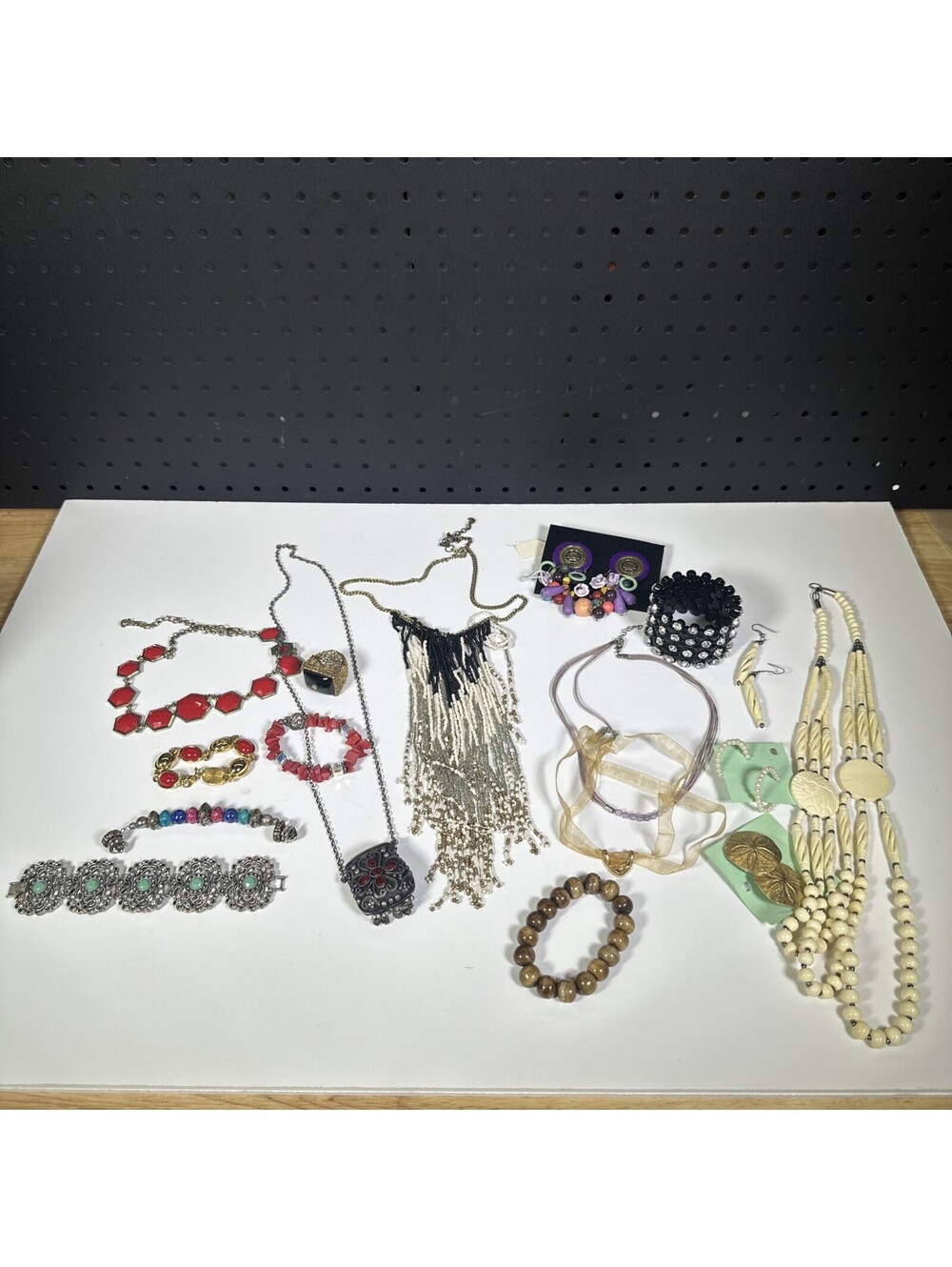 Vintage Costume Jewelry Lot 15+ Boho Ethnic Beaded Necklaces Bracelets Rings